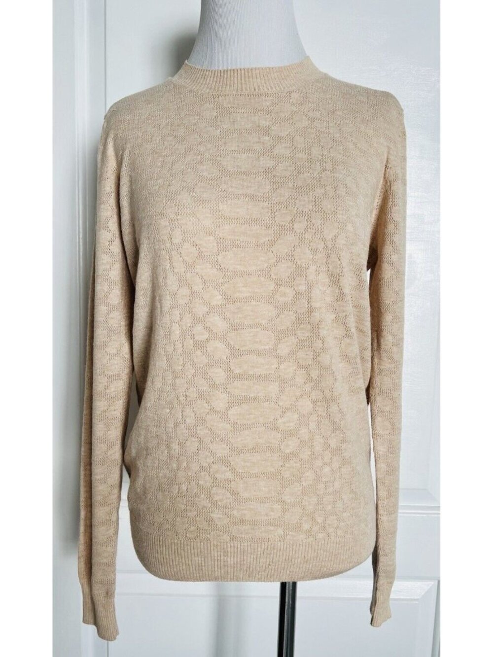$228 MINNIE ROSE Designer Pullover Knit Sweater Top Viscose Stretch Beige Soft M